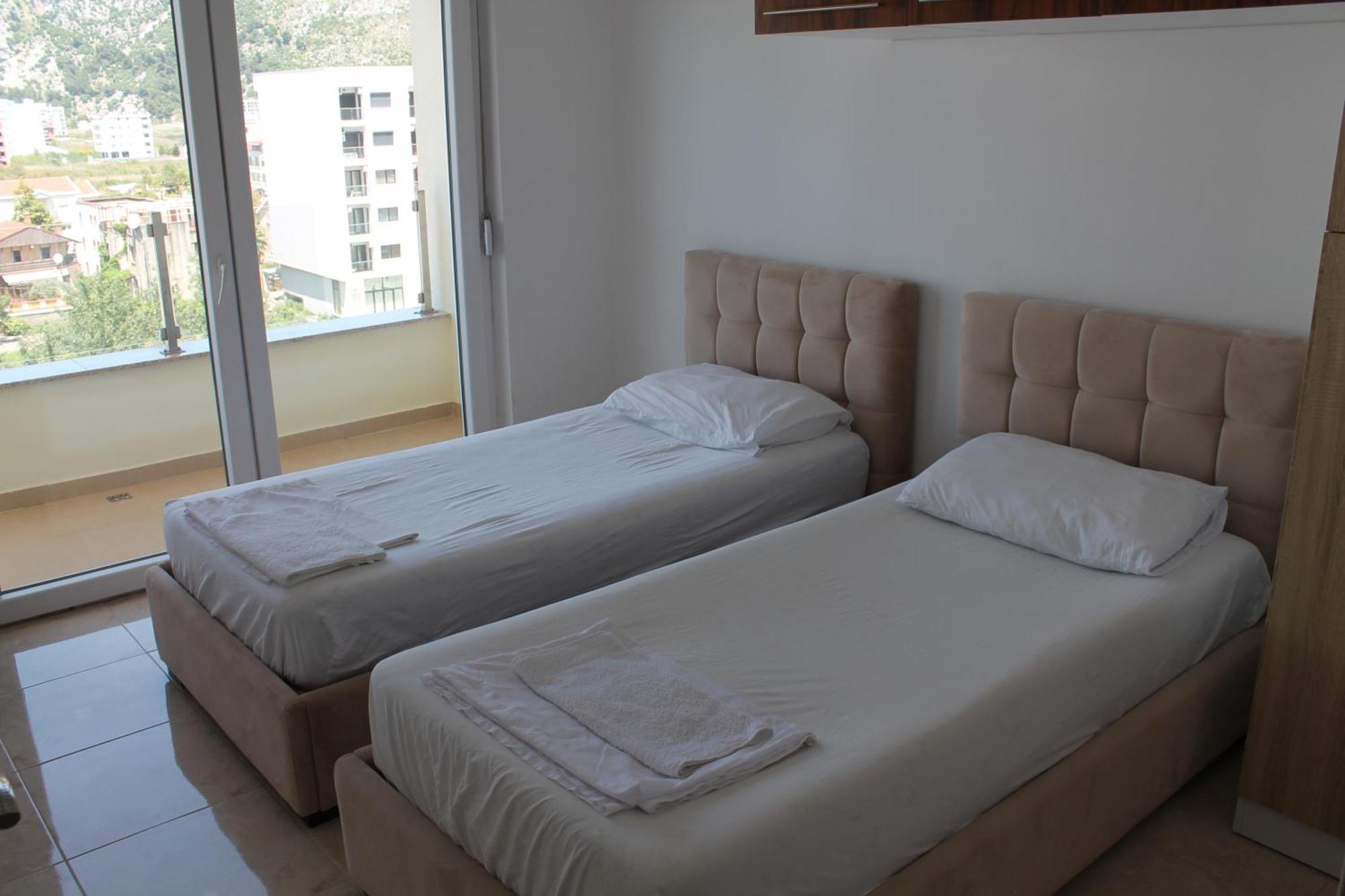 Blue Apartments & Hotel Shengjin Ngoại thất bức ảnh
