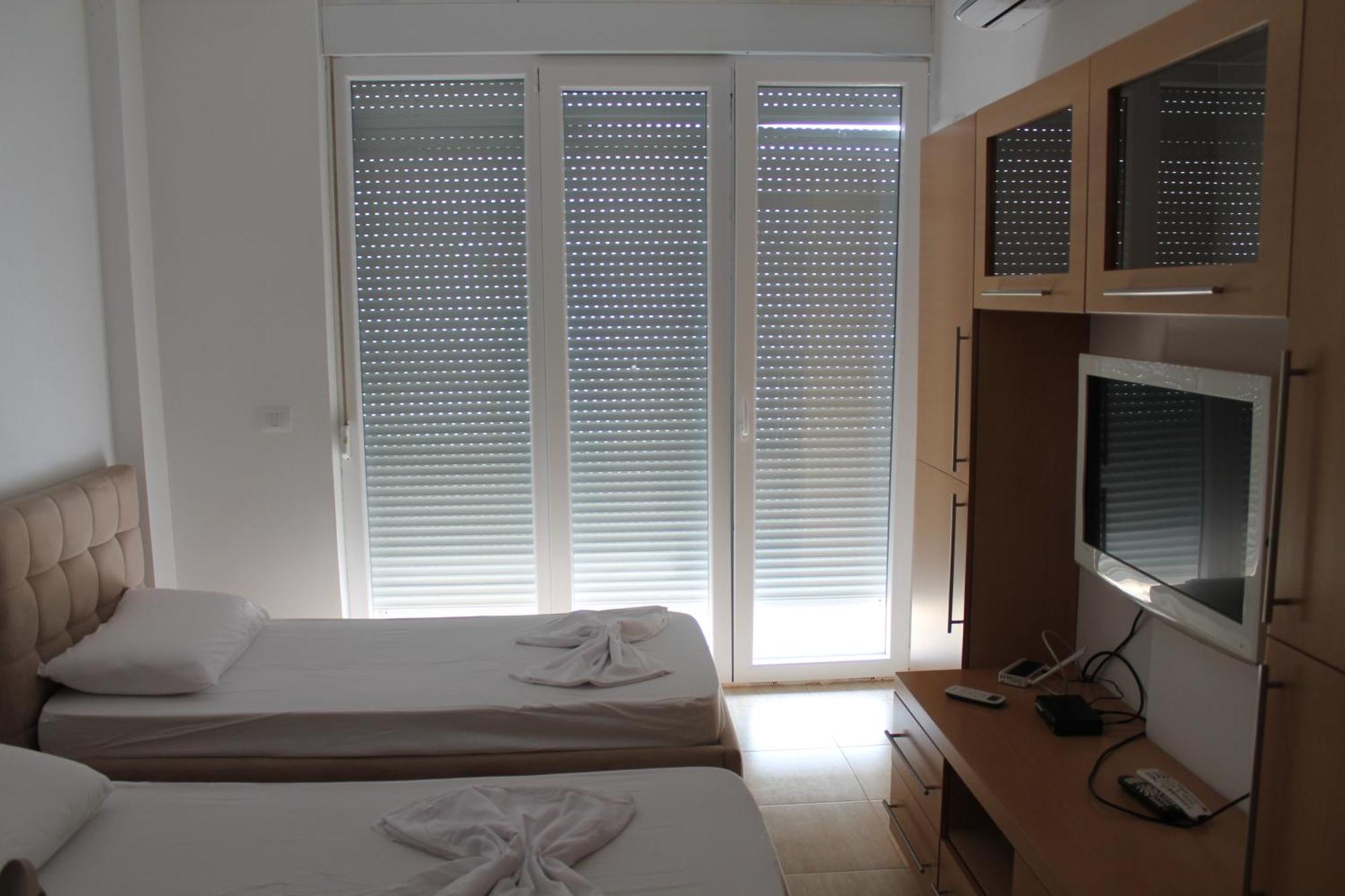 Blue Apartments & Hotel Shengjin Ngoại thất bức ảnh